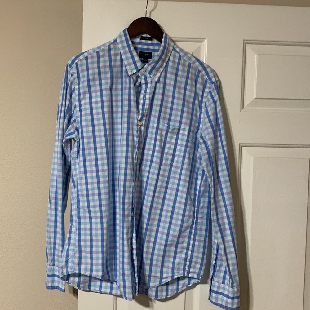 Men’s long sleeve. Slim fit